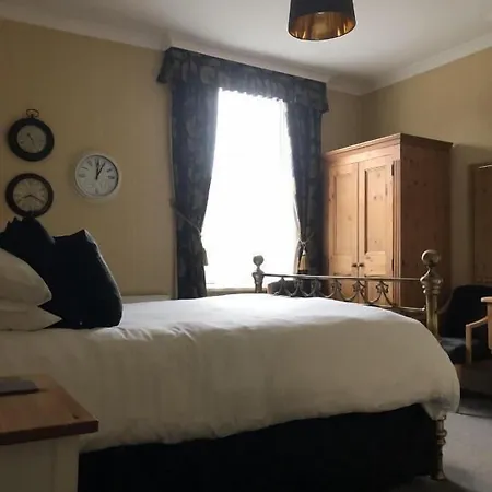 Glendale Konukevi 4*