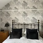 게스트하우스 Glendale 4*